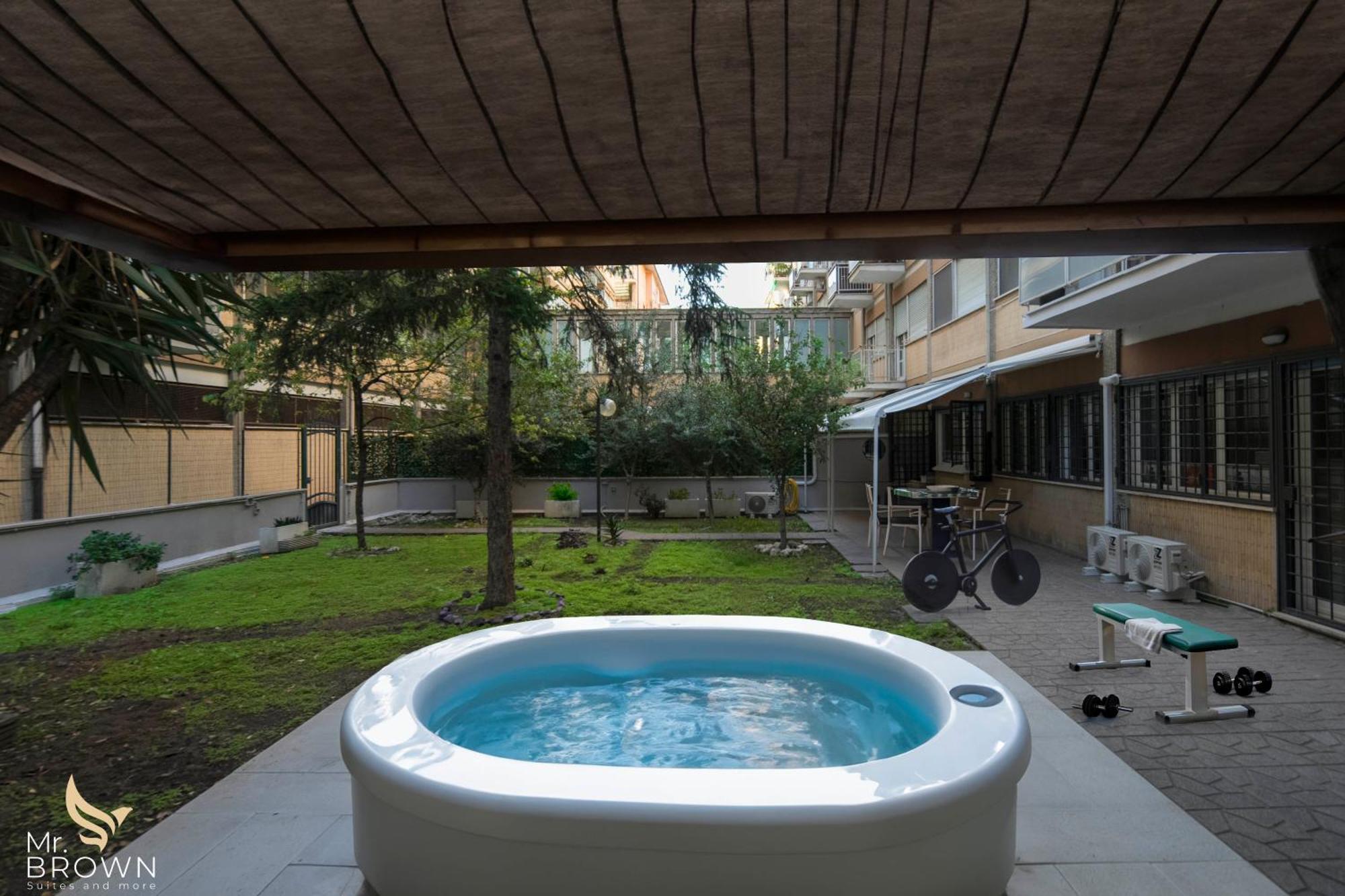 Apartment Garden And Relax